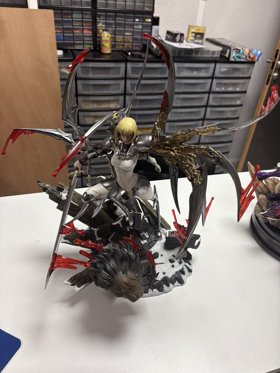 Kitsune Statue tweet media