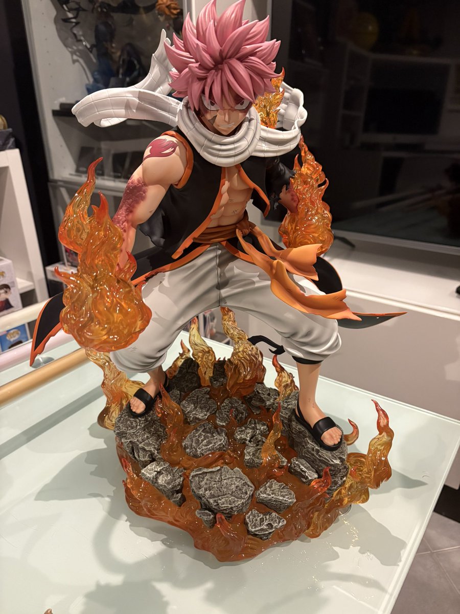 Kitsune Statue tweet media