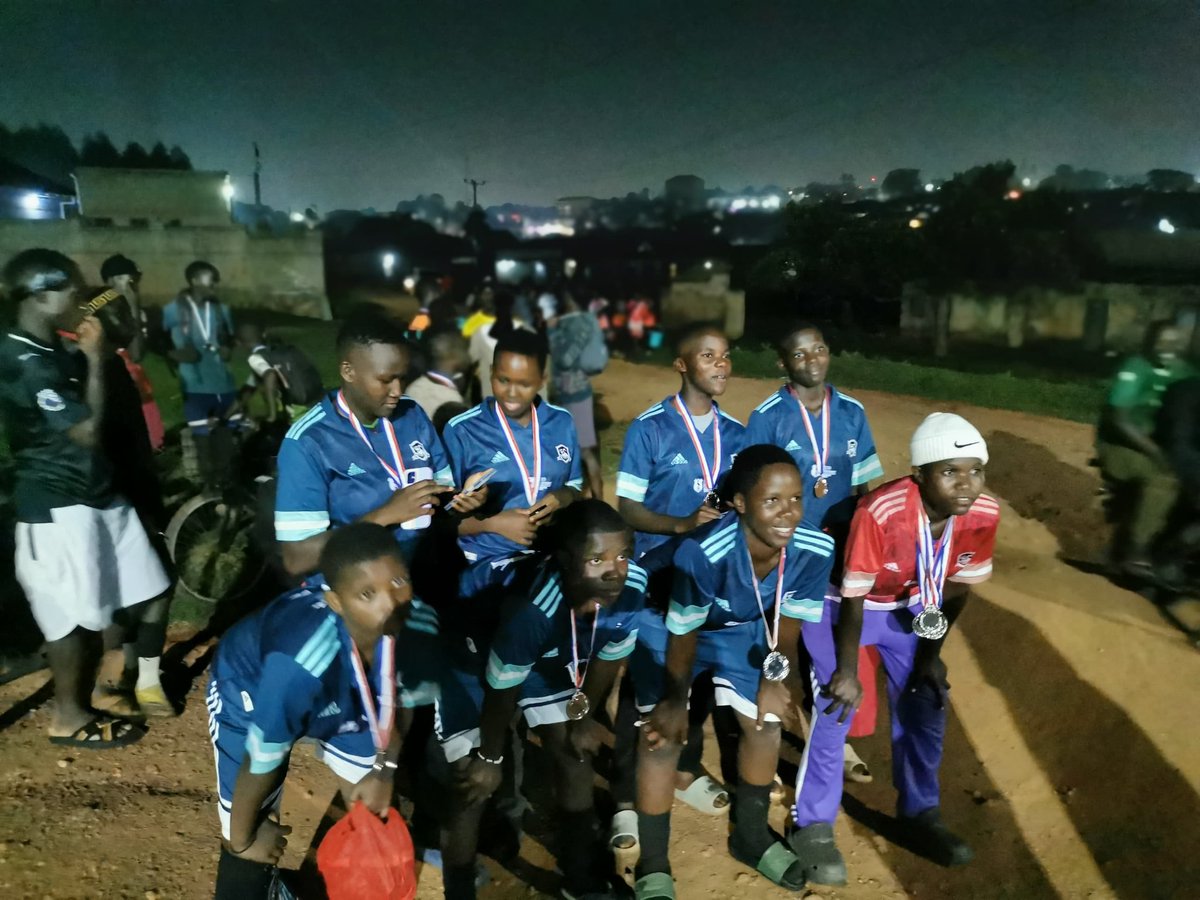 Everton Uganda tweet media