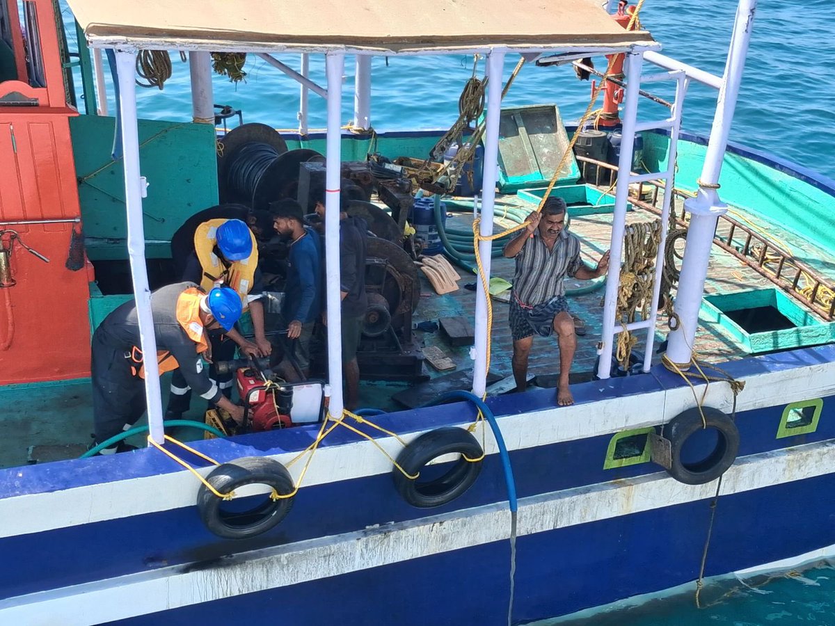 Swift &amp; Decisive Indian Coast Guard Action Saves 14 Lives off Beypore
<a href="/IndiaCoastGuard/">Indian Coast Guard</a> <a href="/rajnathsingh/">Rajnath Singh</a>
Beypore | Maritime Safety
<a href="/SpokespersonMoD/">Ministry of Defence, Government of India</a>
In a swift and well-coordinated rescue operation, the Indian Coast Guard (ICG) successfully averted a major maritime mishap and saved 14