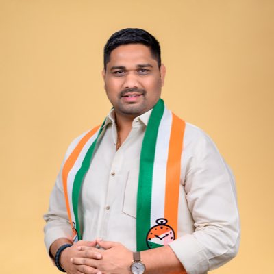 PankajHarpude's tweet photo. #NewProfilePic https://t.co/eIQ5dfz9Dj