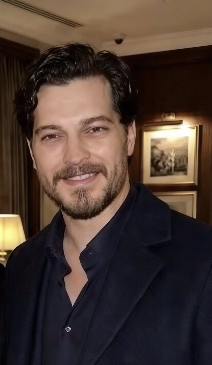 I vote #ÇağatayUlusoy  from Turkey to the Most Handsome face 2026
<a href="/tccandler/">TC Candler</a>
#tccandler #100faces #100faces2026