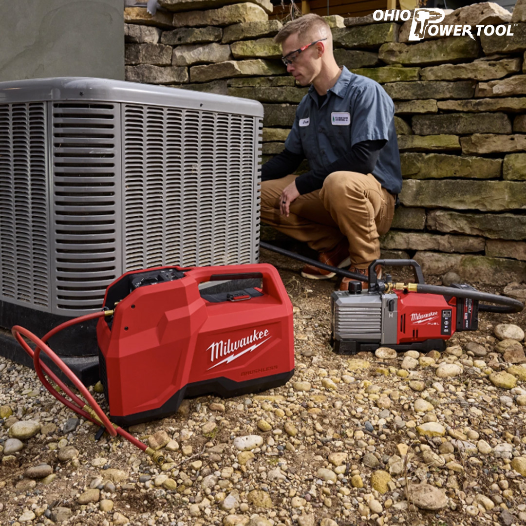 OhioPowerTool's tweet photo. HVAC techs: @MilwaukeeTool  just dropped the M18 Brushless Refrigerant Recovery Machine (2938-21) the world’s first fully cordless recovery machine. No cords, no outlet hunting, faster setup. Click the link for full details: https://t.co/Fv7AqyDPSk
..
#Milwaukee #HVAC #HVACTools https://t.co/nLpsUQOQEq