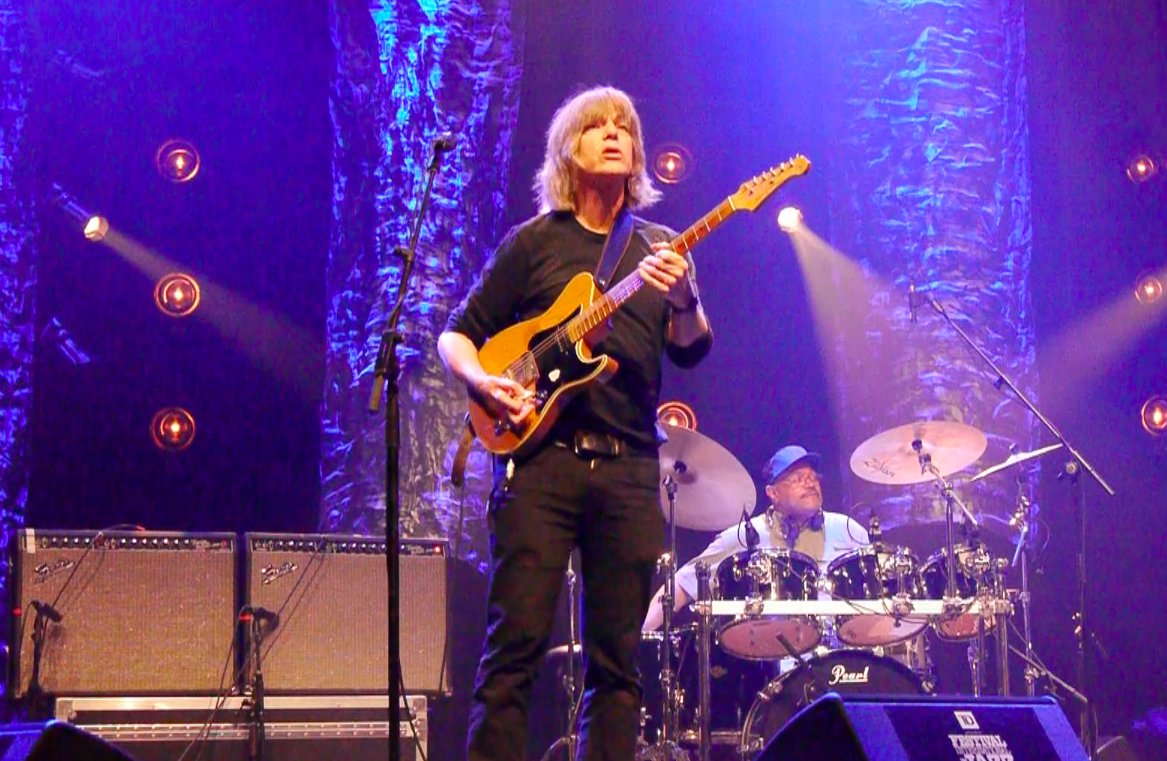 CLETimeRecords's tweet photo. Happy birthday to celebrated jazz and fusion guitar virtuoso Mike Stern who turned 73 this weekend, born January 10, 1953 in Boston, MA

#mikestern #guitar #jazz #happybirthday https://t.co/0yIRJVJD11