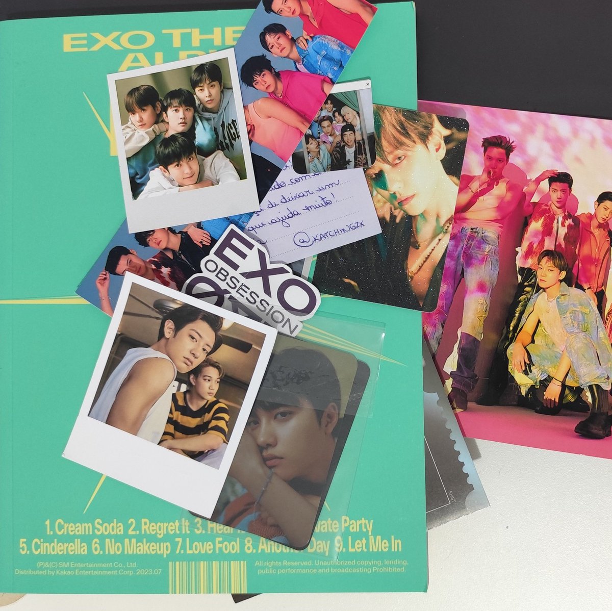 ɐɹoɯɐ ☽̶☾🌱 EXO IS 9 tweet media