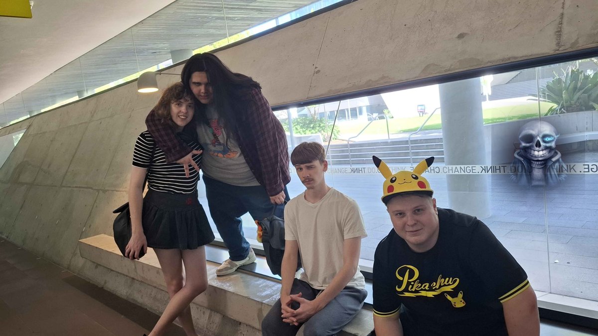 kensaroos's tweet photo. Kensaroos got together IRL at Fickle Fest LAN in Sydney on Saturday, placing 4th in some of the most hype Splatoon we've played in our 2.5-year history.

Left to right:
@Petey64 inkbrush
@roxystar_spl s-blast
@\NES-Rovys swig
@totallynottails edit
@\AgentCyan coach

Love you all. https://t.co/pZ6hp2CJ49