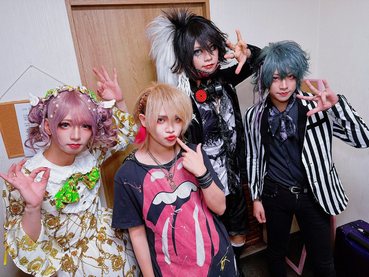 JASSY_official_'s tweet photo. 2026.1.12[Mon]
LIVE HOUSE Rumio【大阪】
超ジャシー LAST ONEMAN TOUR
『ありがとう』

ご来場いただき、ありがとうございました！✨
3公演合わせて、ジャシーそして超ジャシーの楽曲を全て演奏します♪

明日は名古屋ell.SIZEワンマン！
ご来場お待ちしてます！！ https://t.co/AmrUvIsG1z