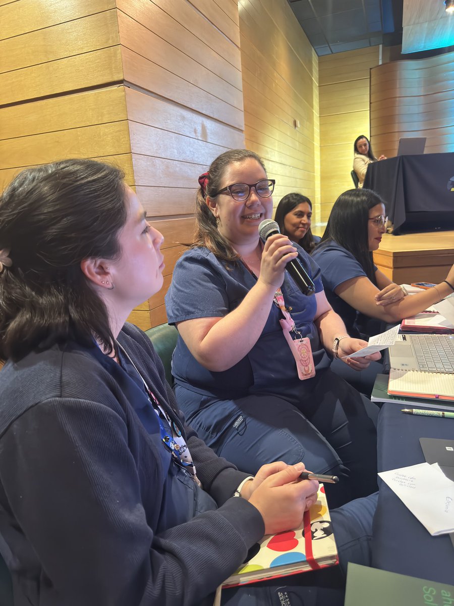 camidatt's tweet photo. #BPSOCLC #BPSPclinicalascondes 
1er día de champion , intermedio neuro presente .
Presentación de grupos 👏🏻👏🏻👏🏻 https://t.co/HPPHVNLY1E