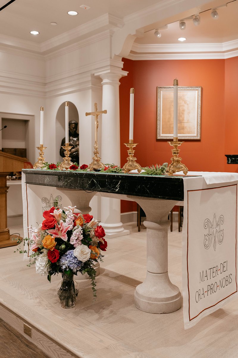CICDC's tweet image. In the midst of the city’s constant motion, there is a place set apart.

The Catholic Information Center exists to be a home for prayer, learning, and encounter - a sacred space where hearts and minds are lifted toward God. Come vist us this week!