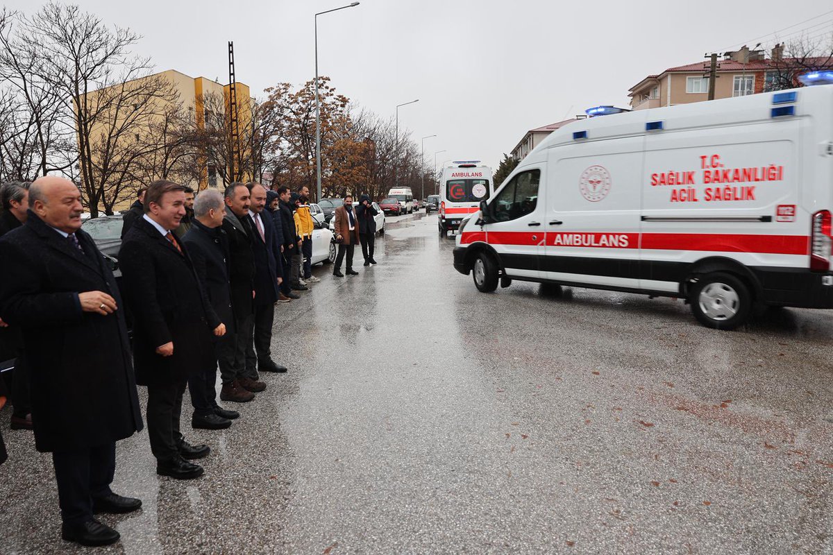 Erzincan Merkez Fatih Mahallesi’nde yapımı tamamlanan Hafız Mehmet Aydın Aile Sağlığı Merkezi, düzenlenen törenle hizmete açıldı.

Haberin devamı ⬇️

nsosyal.com/post/107642429…

<a href="/saglikbakanligi/">T.C. Sağlık Bakanlığı</a> 
<a href="/halksagligigm/">Halk Sağlığı Genel Müdürlüğü</a> 
<a href="/drhamzaydogdu/">Hamza Aydoğdu</a>