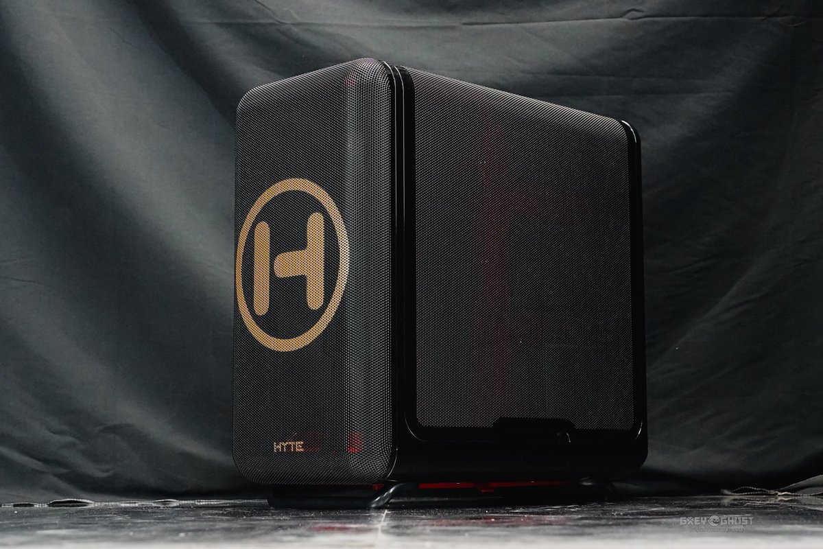 GreyGhostCCC👻 tweet media