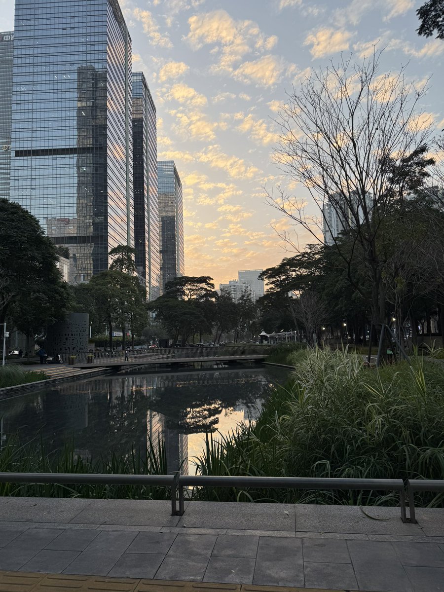 선전너무좋음,,,, 
엄마나여기서살래