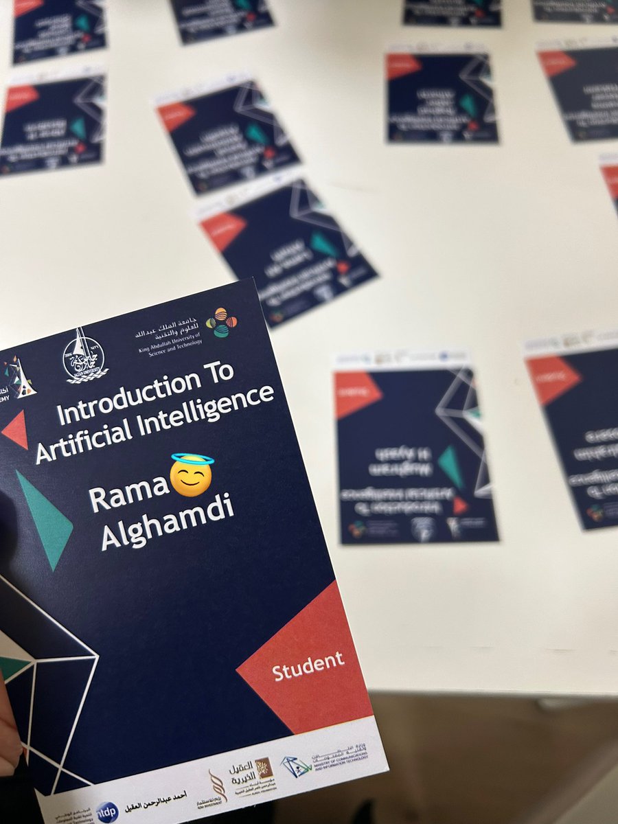 csuirama's tweet photo. First Day of Introduction To Ai 
With Kaust  💻🎖️ https://t.co/redKsz0j1T