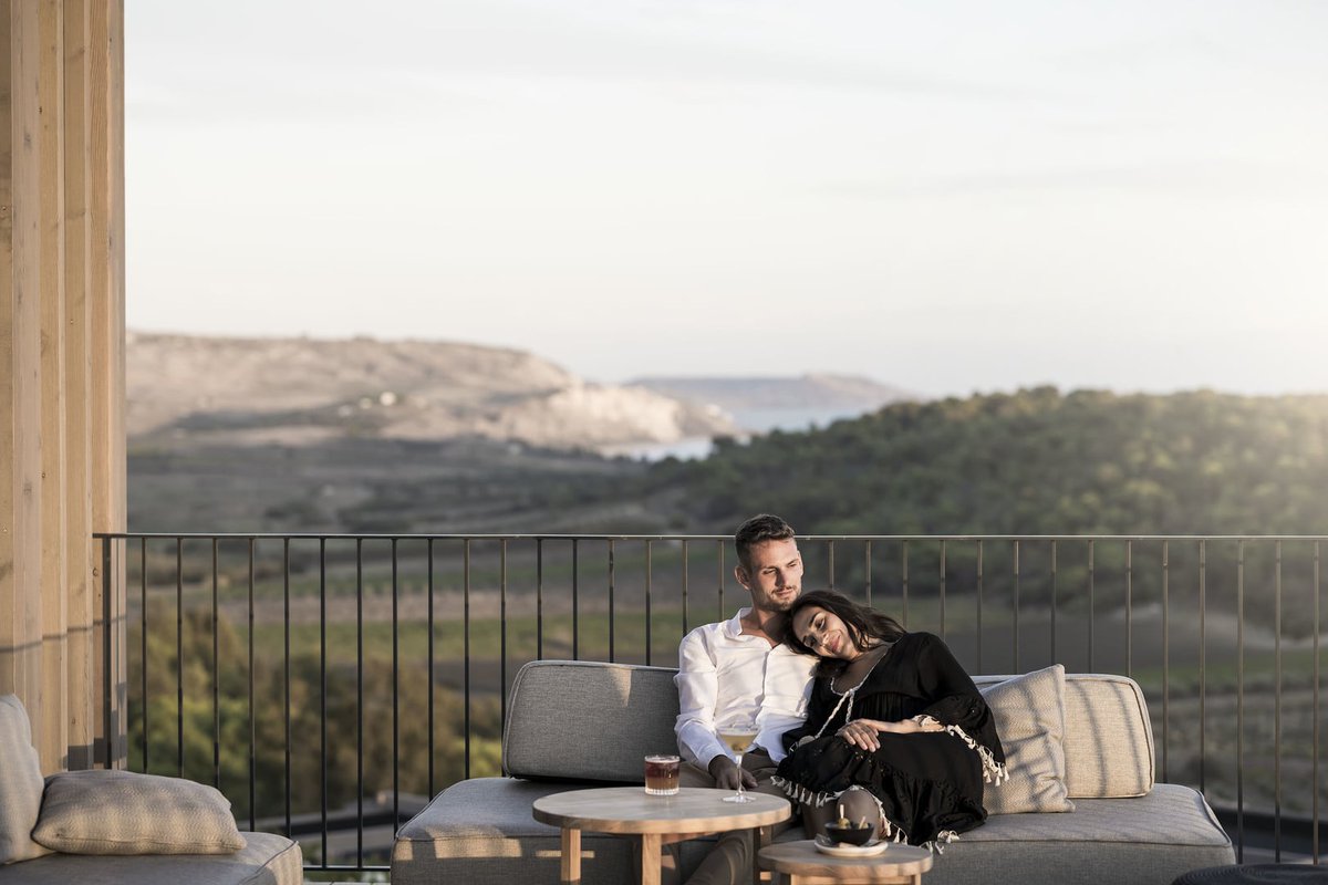 Arthouse PR tweet media