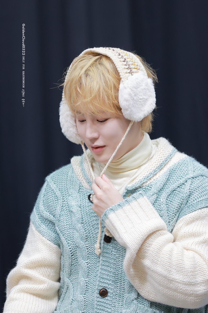 GoldenCloud0322's tweet image. 260111   
하성운 시그 팬싸   

#하성운 #HASUNGWOON