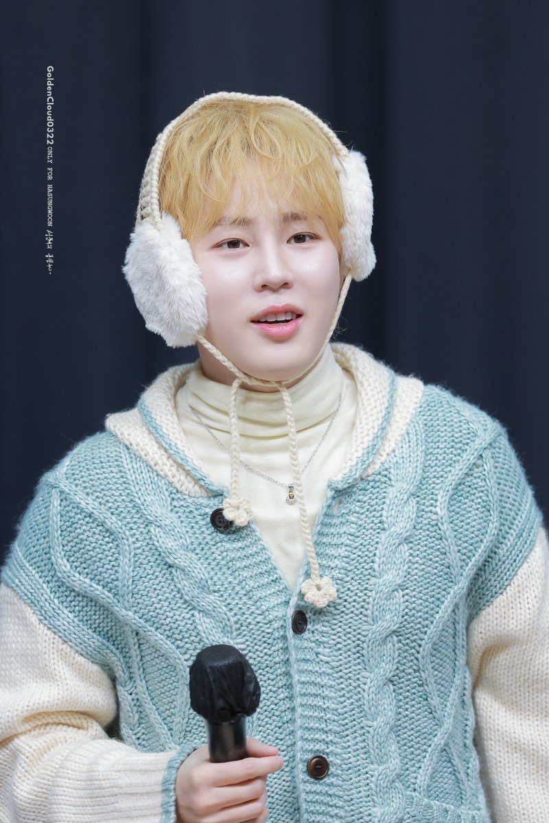 GoldenCloud0322's tweet image. 260111   
하성운 시그 팬싸   

#하성운 #HASUNGWOON