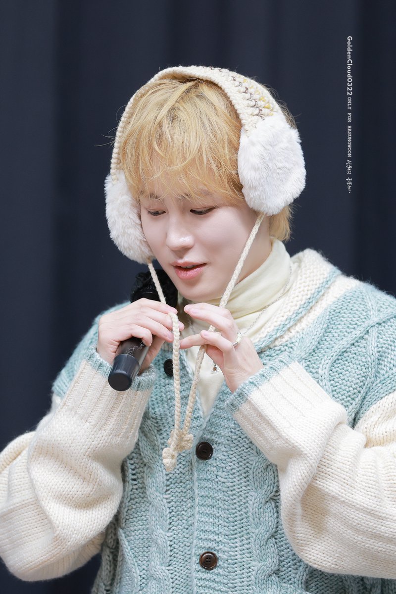 GoldenCloud0322's tweet image. 260111   
하성운 시그 팬싸   

#하성운 #HASUNGWOON