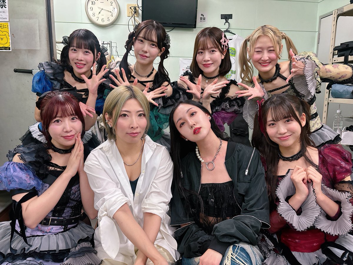 (M) だいすきなみんなと。🎞️

こんなにあたたかくて楽しいイベントを企画して
声をかけてくださった姐さま！！
そして、梅田Zeelaさま！！

本当に本当にありがとうございました。🖤

またいつか、Anison Are Ours！に
帰ってこられますように…。🫶