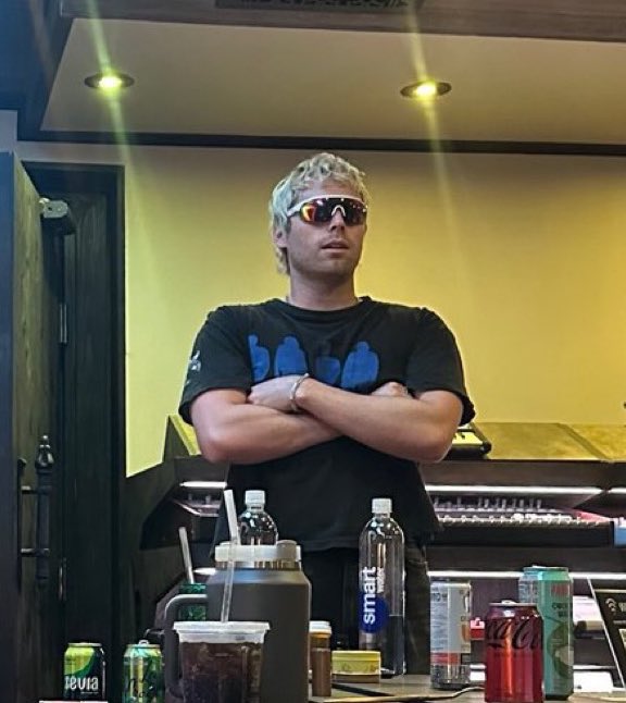 hemngsfv's tweet photo. GOOD MORNING LUKENATION https://t.co/1dmS3dgjjH