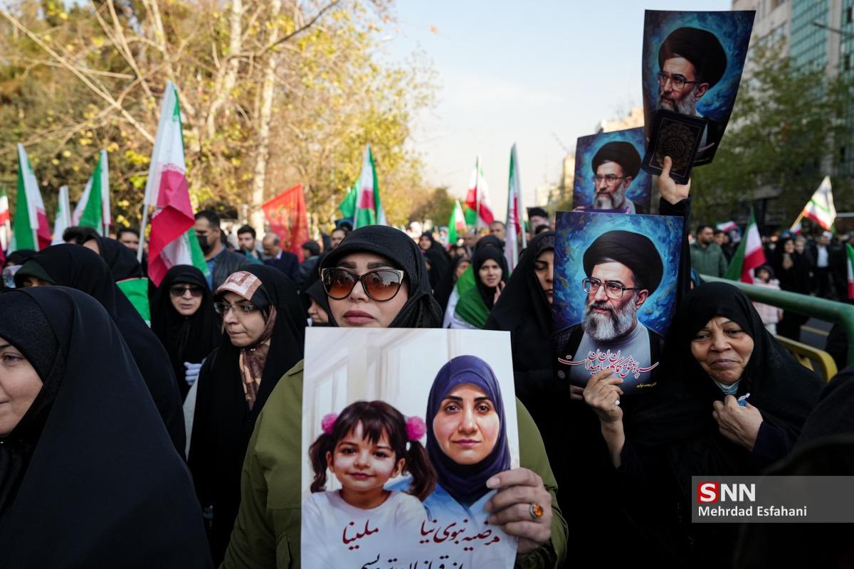 AryJeay's tweet image. This is the crowd in Tehran right now

Iranians from all classes, social levels, religiousness, and ages came to protest against the riots and show support for Iran.

Something you won’t see posted by BBC “journalists”.