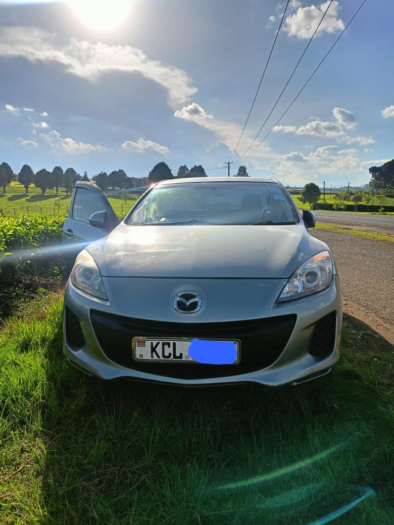 Talism_an's tweet image. Deal Deal Axela 
2010 Model
1500cc 
Asking 530,000
0723515478