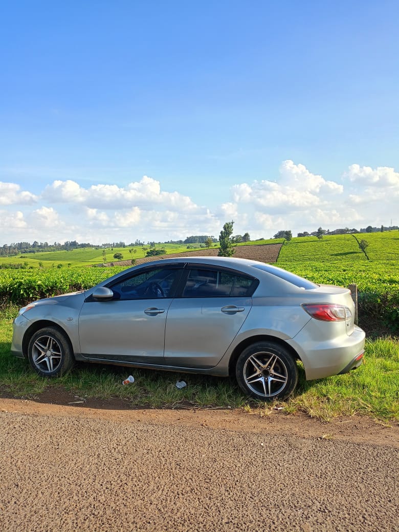 Talism_an's tweet image. Deal Deal Axela 
2010 Model
1500cc 
Asking 530,000
0723515478