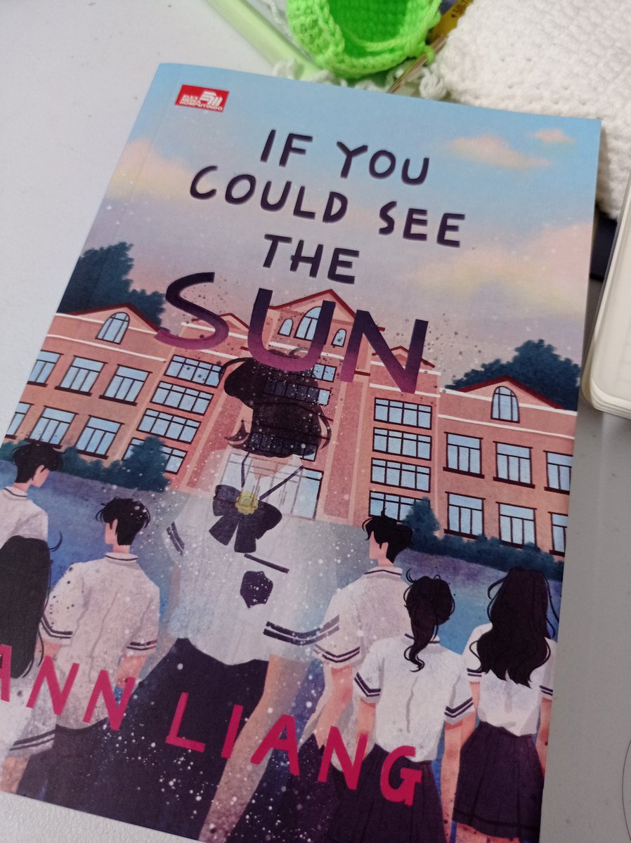 youhaveguts's tweet photo. Finished reading this in a day. I'm lowkey want to know Henry's POV actually. It doesn't explain why he keep Alice's photo. I meannn I need moreeee of thiss https://t.co/x2BNywmNHn