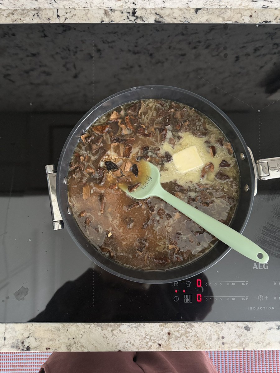 Nomadmum tweet media