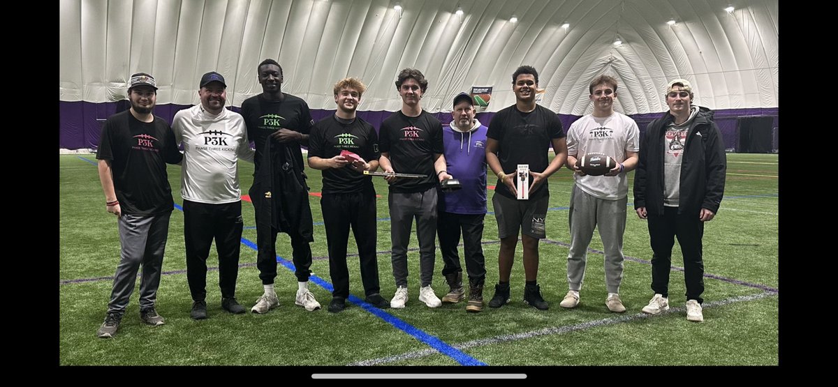 BraydenSch87411's tweet photo. Always great working with @phase3kicking. Proud to compete with elite talent—fortunate to be named overall Top Combo Specialist.

Thanks to all the coaches involved!! @SpecialTeamsFB @CoachKenBecka @JohnsonAlexi_9 https://t.co/WsNdiz2zEW