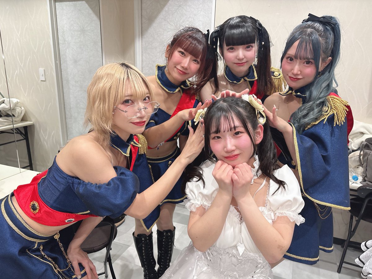 LOVE IZ DOLL【公式】 (@LOVE_IZ_DOLL) / Highlights / X