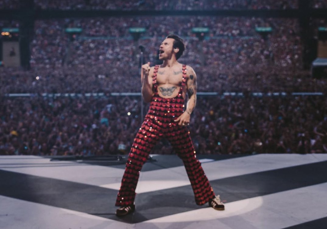 sonnyangelrry's tweet image. our husband is coming ⋆.˚ ☾⭒.˚