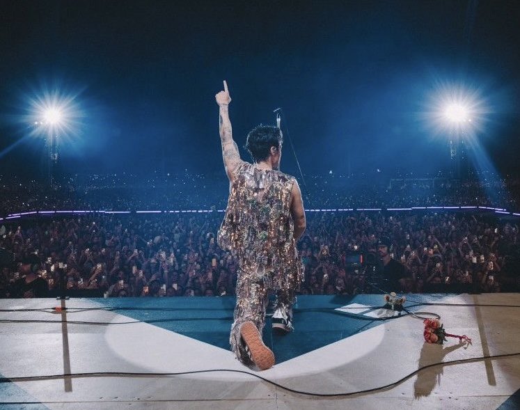 sonnyangelrry's tweet image. our husband is coming ⋆.˚ ☾⭒.˚