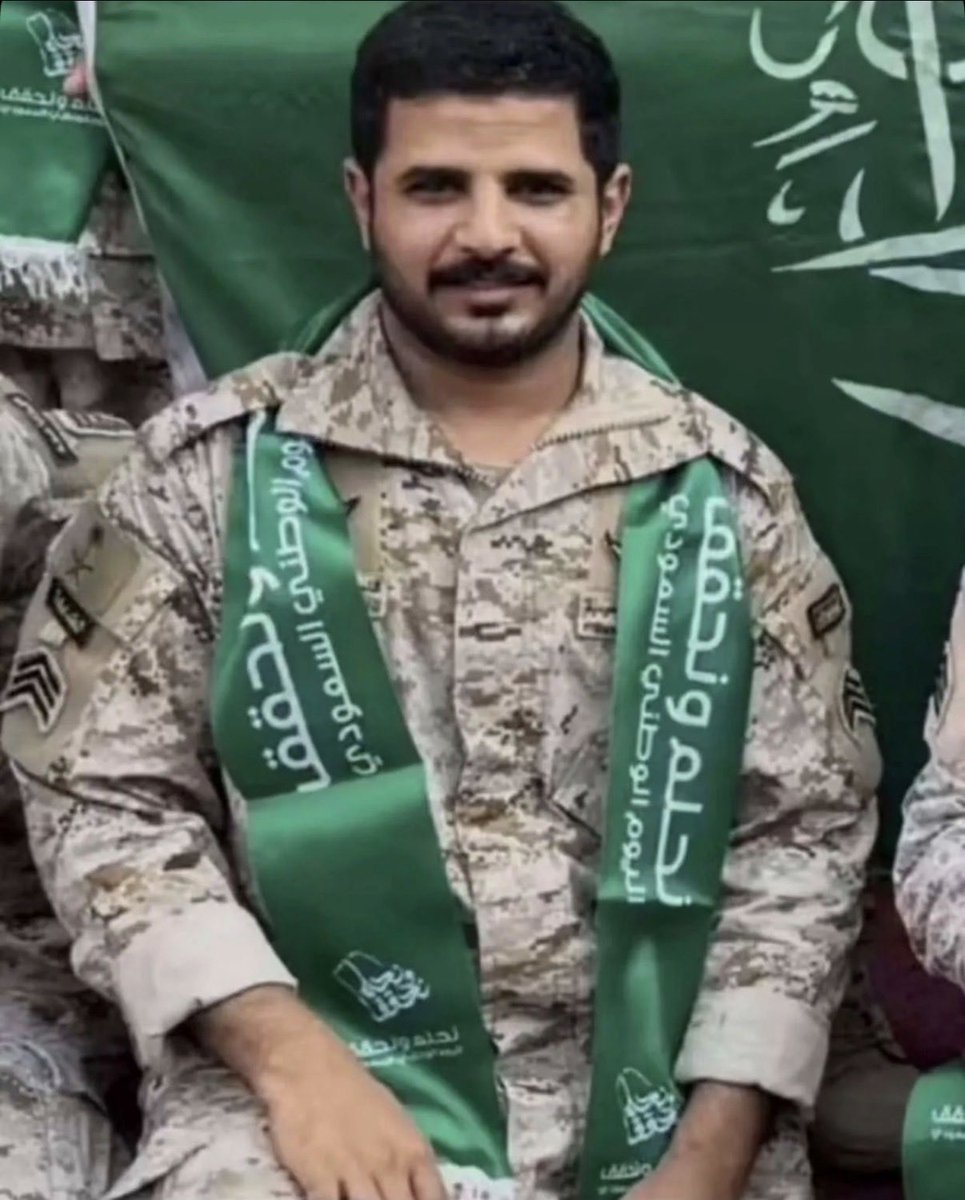AkhbarBlghazi's tweet photo. #استشهد صباح اليوم في حضرموت 
ورقيب/قاسم سليمان زولان الحسني #الغزواني نسأل الله أن يرحمه ويغفر له ويسكنه فسيح جناته ويلهم أهله وذويه الصبر والسلوان، والصلاة على الشهيد غداً الثلاثاء بعد صلاه العصر في مسجد أبو بكر الصديق بمحافظة #العيدابي.
#شهداء_الواجب 
#شهداء_الواجب_بلغازي30 https://t.co/4SEjZ8j2tx