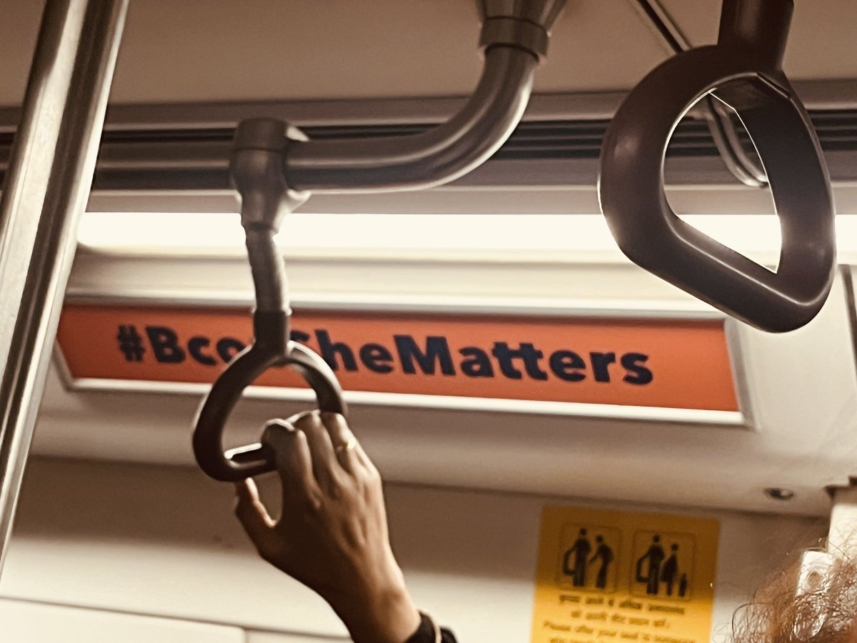 pooanavi's tweet photo. If women mattered, Delhi Metro wouldn’t restrict them to 1 bogie during rush hour.
Awareness posters are easy. Structural change is responsibility.
Stop the tokenism.
@OfficialDMRC @DelhiGovt @SCofIndia Branding ≠ safety. Optics ≠ equality.
Do better, not louder.
@HMOIndia https://t.co/XPZoolLoQQ