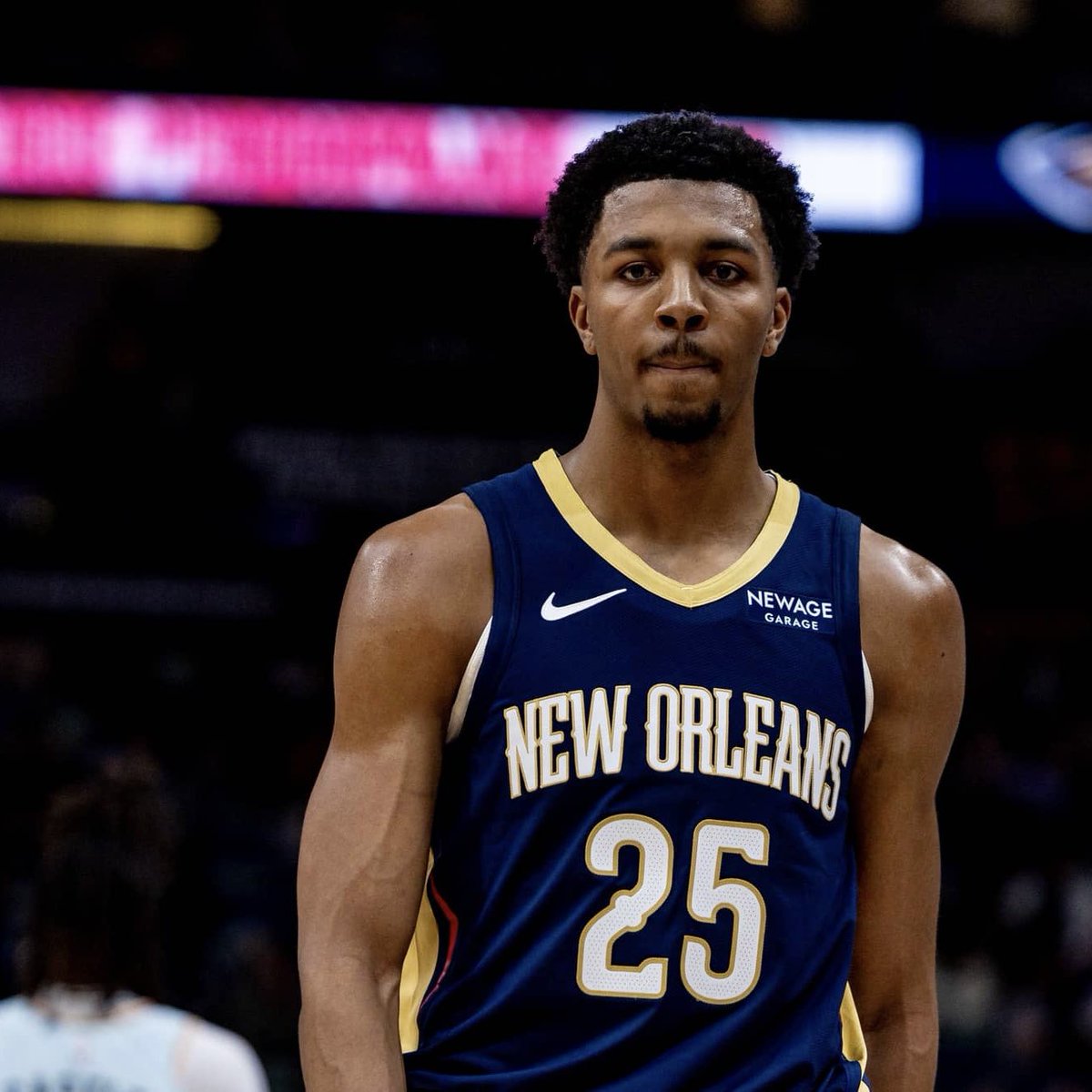 RTNBA's tweet photo. Thoughts on these proposed Pistons trades, by @BleacherReport 

Trade 1:
Pistons get: Trey Murphy III, Jose Alvarado & Kevon Looney
Pelicans get: Tobias Harris, Jaden Ivey, Chaz Lanier, 2026 & 2028 FRP, 2029 FRP Swap

Trade 2:
Pistons get: MPJ, Jalen Wilson
Nets get: Tobias Harris, Jaden Ivey, 2027 FRP

Trade 3:
Pistons get: Bennedict Mathurin
Pacers get: Daniel Gafford
Mavs get: Jaden Ivey & 2026 FRP (DET)