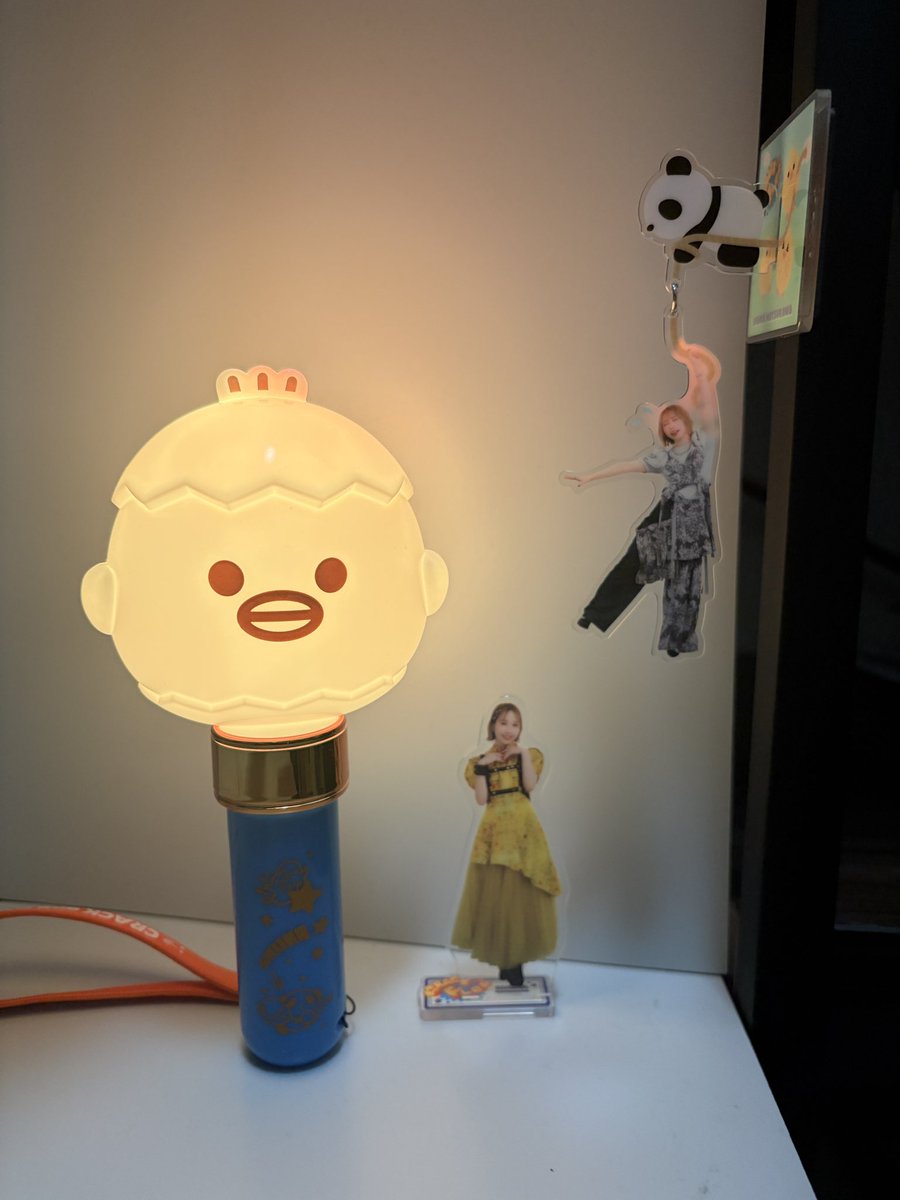 ataripon's tweet photo. やっぱり夏川さんはステージでの身のこなしがロック調になってて良い💡
 #夏川椎菜 #CRACKandFLAP https://t.co/J6GAL1ARmW
