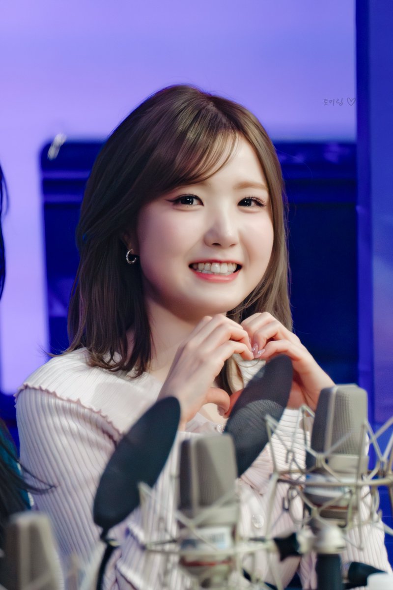 bbang_1006_'s tweet image. 260107 아이돌라디오 토미

💛

#세이마이네임
#HITOMI #히토미 #本田仁美