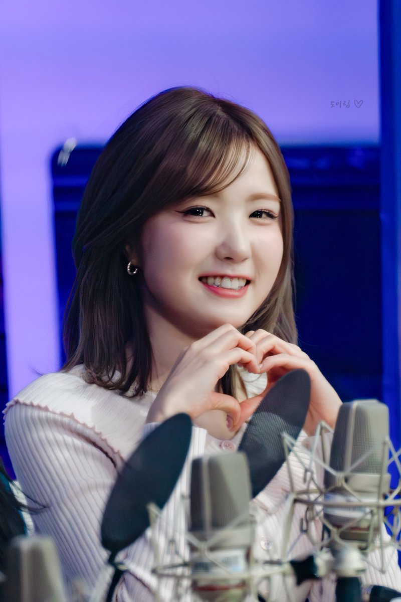 bbang_1006_'s tweet image. 260107 아이돌라디오 토미

💛

#세이마이네임
#HITOMI #히토미 #本田仁美