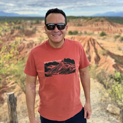 jdgh85's tweet photo. #NuevaFotoDePerfil https://t.co/D5YiDvbmqI