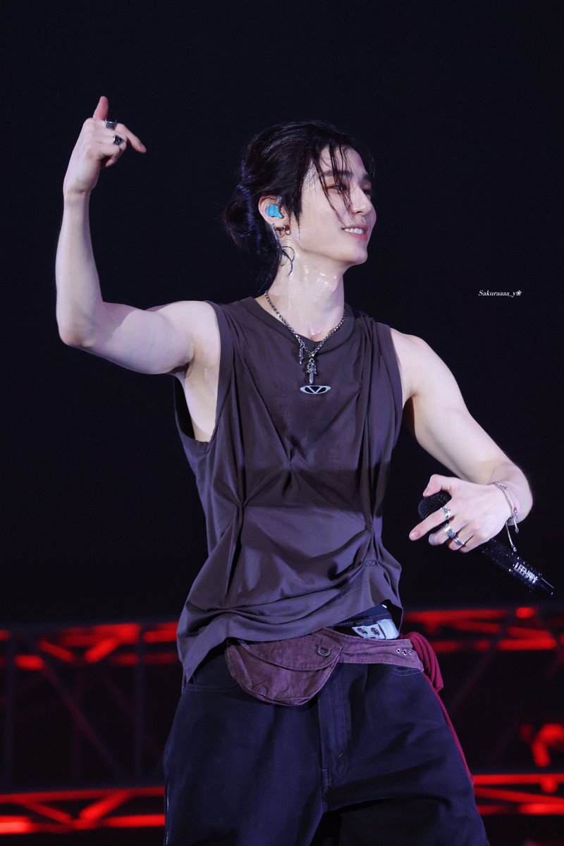 Ian ◠ ◠ tweet media