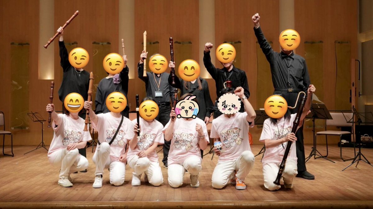 DH_usako's tweet photo. 告知への感謝🥳🙇‍♀️
昨日、無事にリコーダーコンサート🎶終えることができました🤗
ご来場くださった皆様に心から感謝申し上げます☺️
また、Xで📣してくださったフォロワーさん✨心強かったです❤️
ちいハチ🐰も受け付けでのお手伝いありがとう🥰 https://t.co/98ik3aKHiv