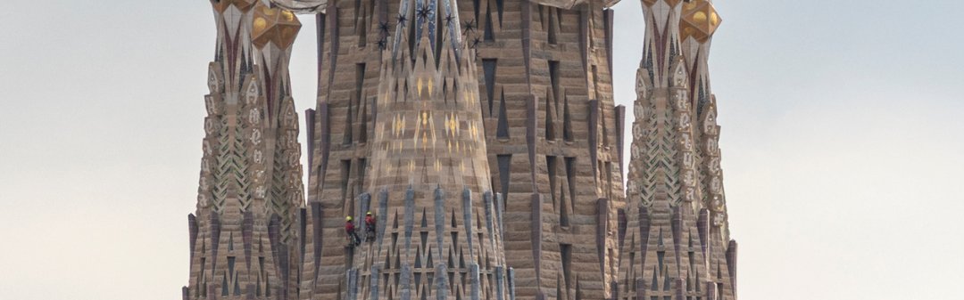 sagradafamilia's tweet photo. Tap the post