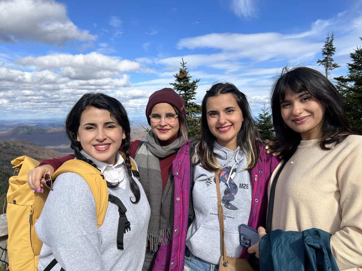 iranidaturan's tweet image. These are my little sisters.  
Right now, they are out in the streets of Iran, risking their lives in the fight to free our Iran. 

It's been three full days with no news from them. I'm worried to the point of breaking, but even now, my heart overflows with hope.  

This photo…