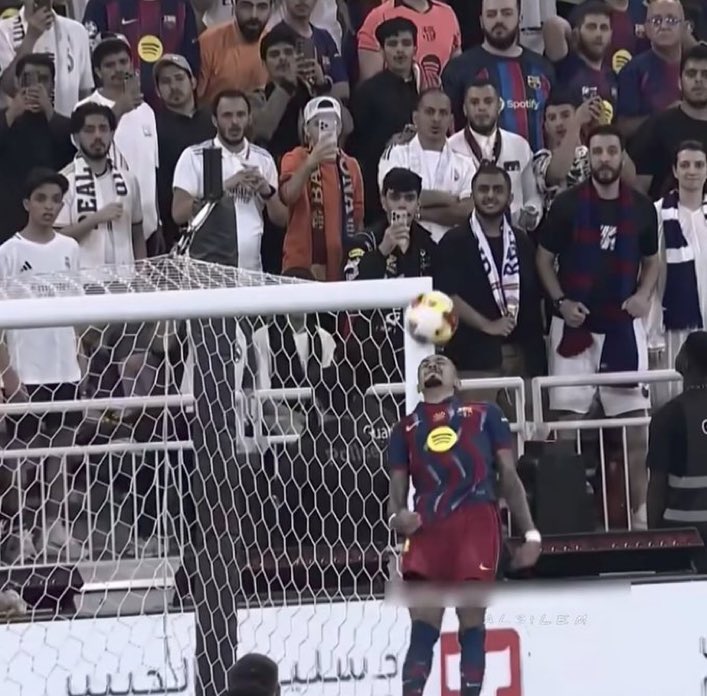 the_marcoli_boy's tweet photo. All this for them to campaign for Lamine Yamal when it’s Ballon D’or season😭 https://t.co/S9ryX4xogw