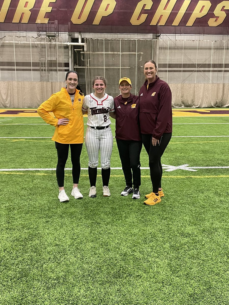 Allie Ray tweet media