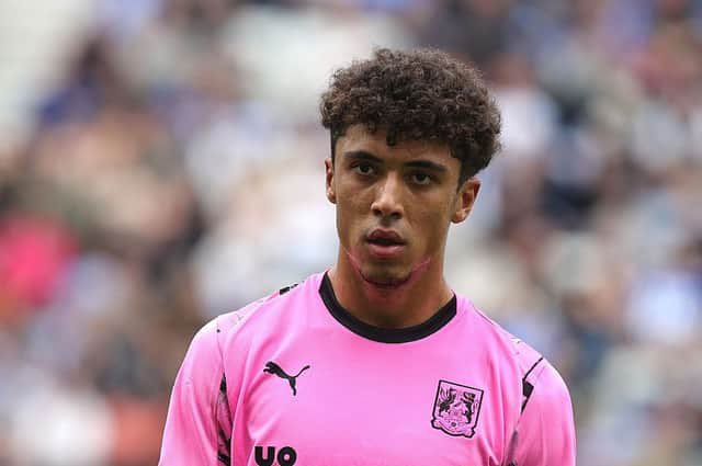 After the suprise news that Man United recalled Ethan Wheatley here is four strikers that Northampton Town could sign to replace him. 

(Thread) 🧵 #ntfc #ShoeArmy #MUFC