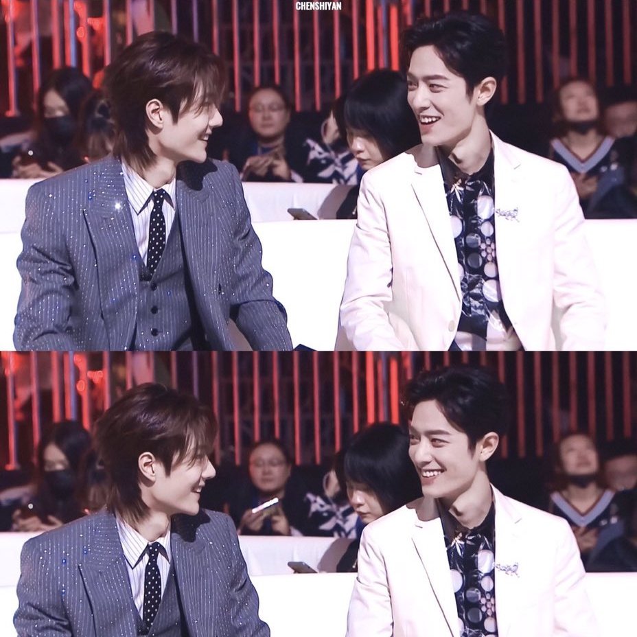 ChipperChom tweet media