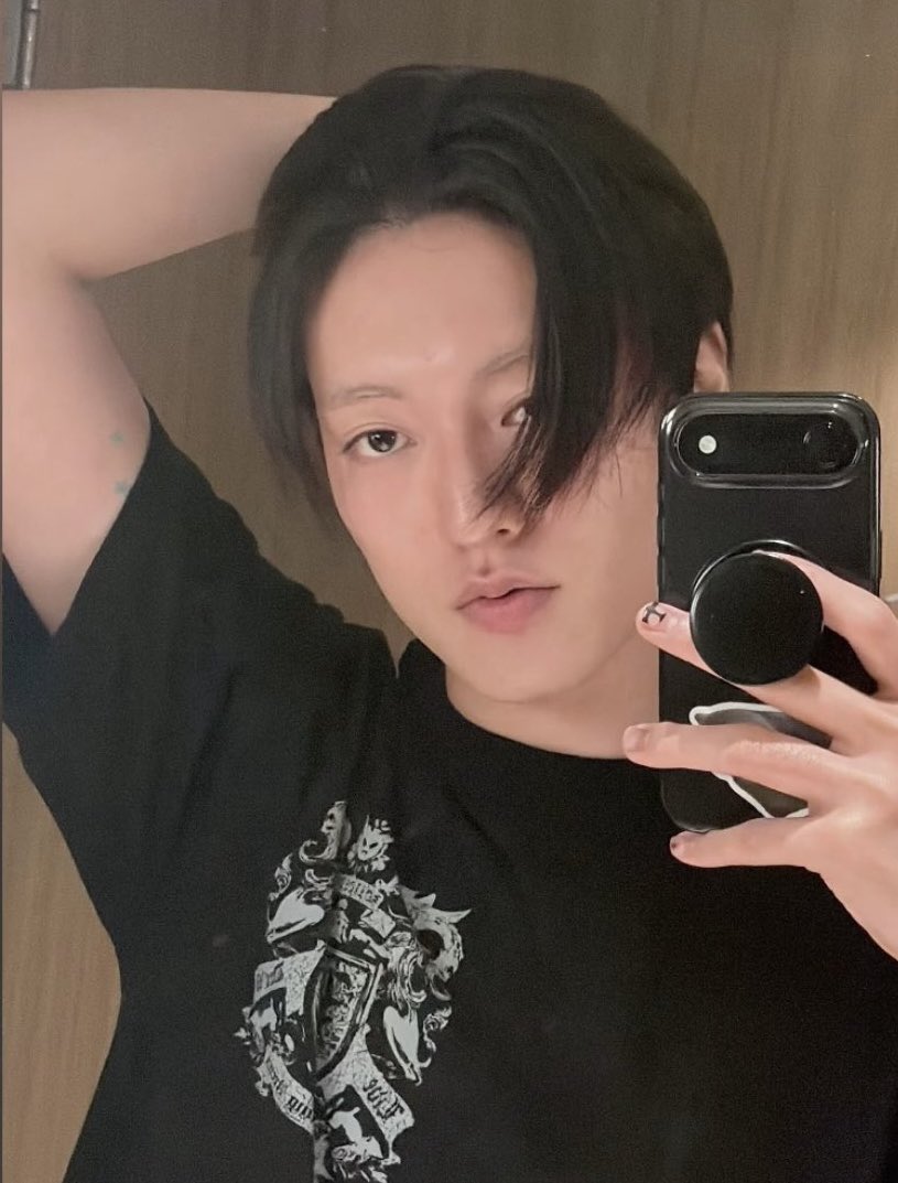 rutoshit's tweet photo. https://t.co/tkIu5WnvIm