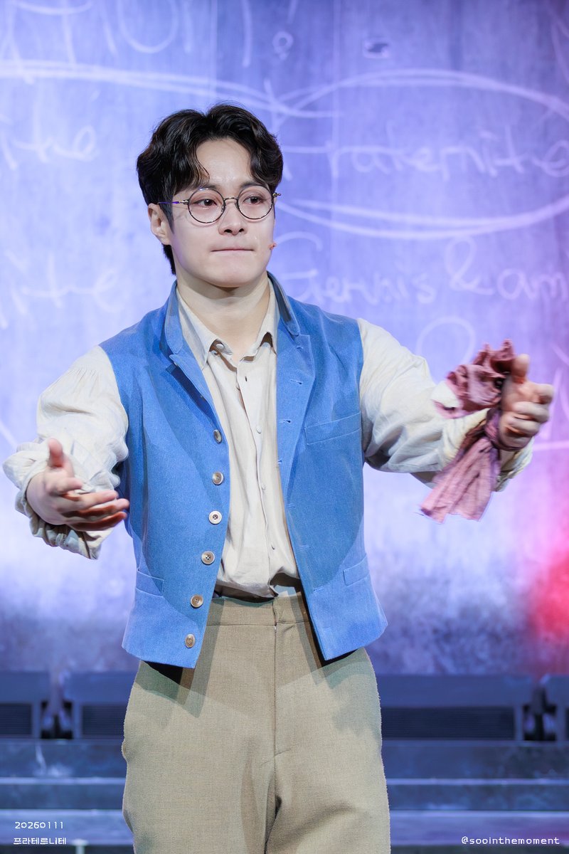 20260111 [뮤지컬 프라테르니테]
커튼콜

꼬마 혁명가 (?)
안경 기택

김기택 | 제르베
#김기택