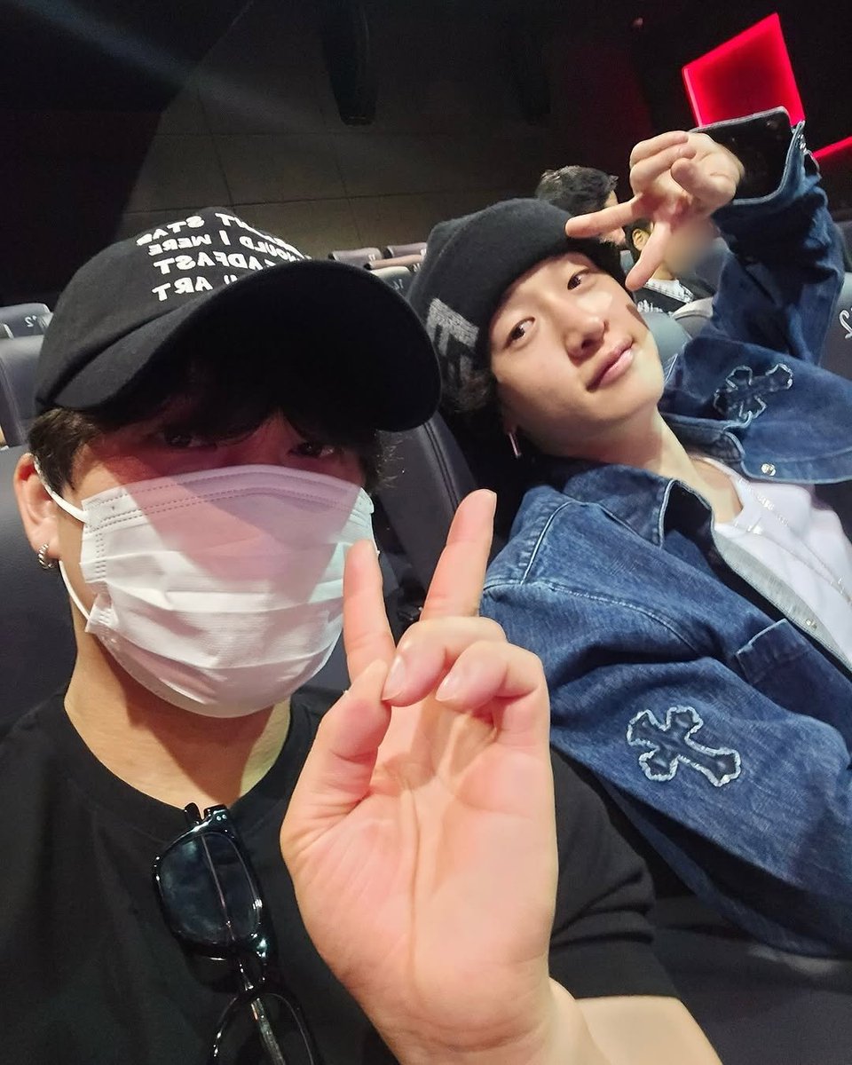 🌑 𝐥𝐞𝐱𝐢 ☾⋆｡ ๋࣭ ⭑˚ tweet media